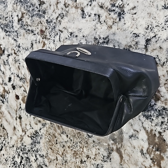 2/$10 MAC dumpling cosmetics bag - Picture 3 of 7